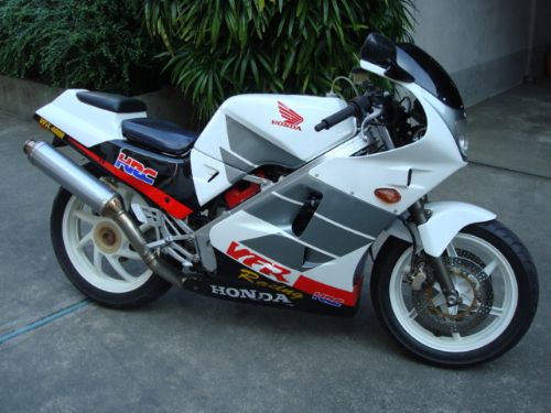 Honda vfr 400 nc24 alternator